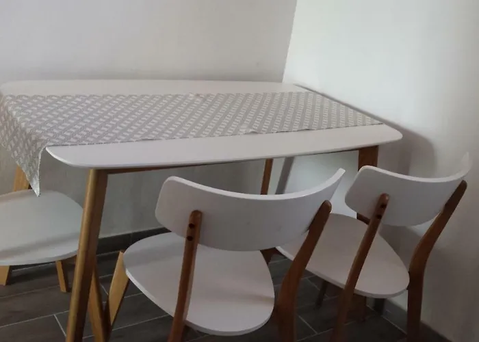 Dinko Lägenhet Cres